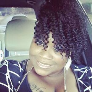 Meet your Posher, Chanel